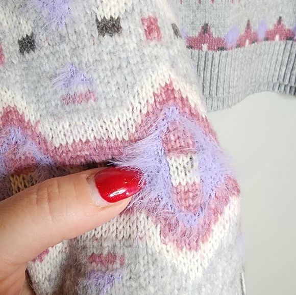 NWT Sugar Moon Juniors' NYC Alliance Fair Isle Sweater Grey Pink Purple Large - Picture 5 of 15